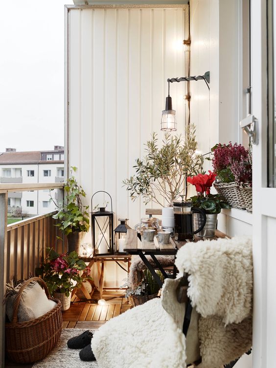 Décorer son balcon pour Noël. Mes 10 idées ! - Entre Zen et Déco